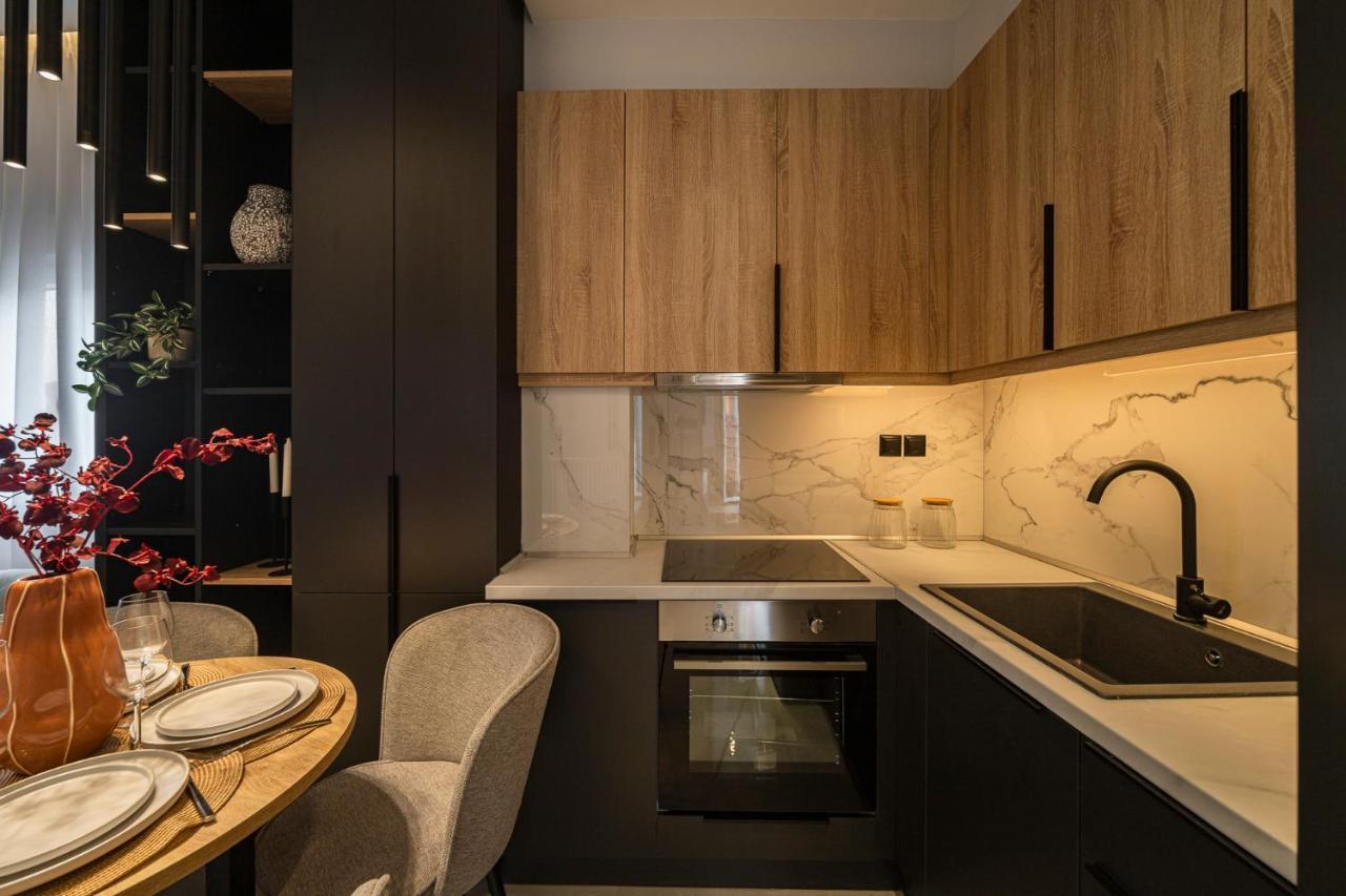 Juno By Halu! Stylish Apt In The Center Thessaloniki Exterior photo