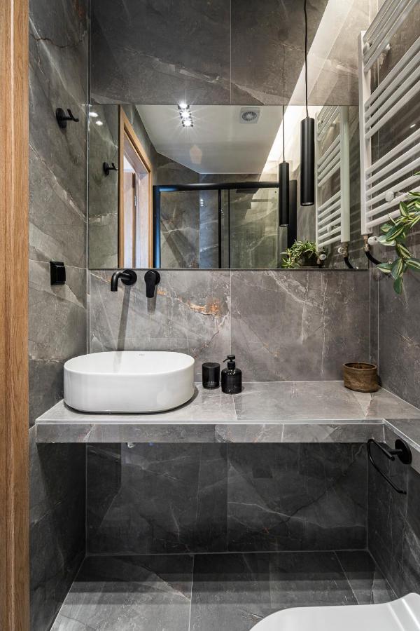 Juno By Halu! Stylish Apt In The Center Thessaloniki Exterior photo